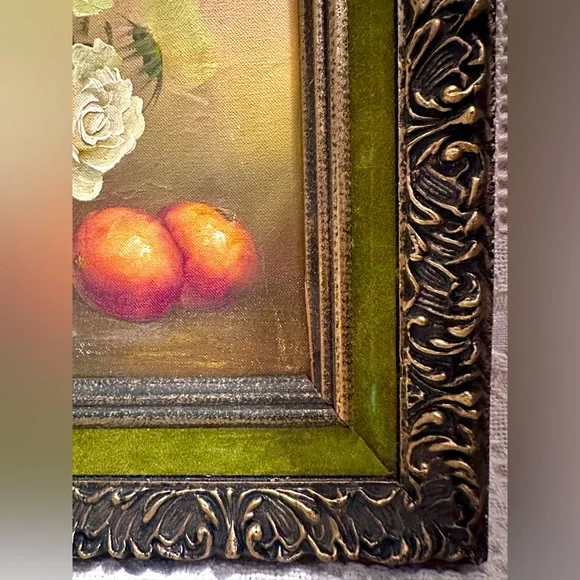 Original Oil Painting on Canvas “Roses In A Vase” Black & Gold Frame Signed